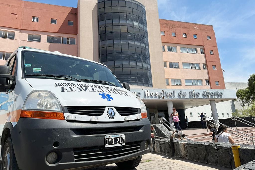El conductor de 51 años fue trasladado al nosocomio en la ciudad de Río Cuarto. 