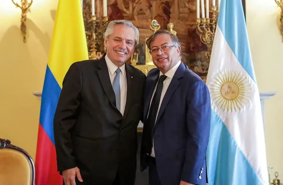 Fernández junto a Petro. (Presidencia)