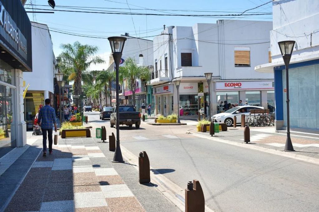 Centro comercial Gchú - Crédito: Vía Gualeguaychú (Isidoro Lonardi)
