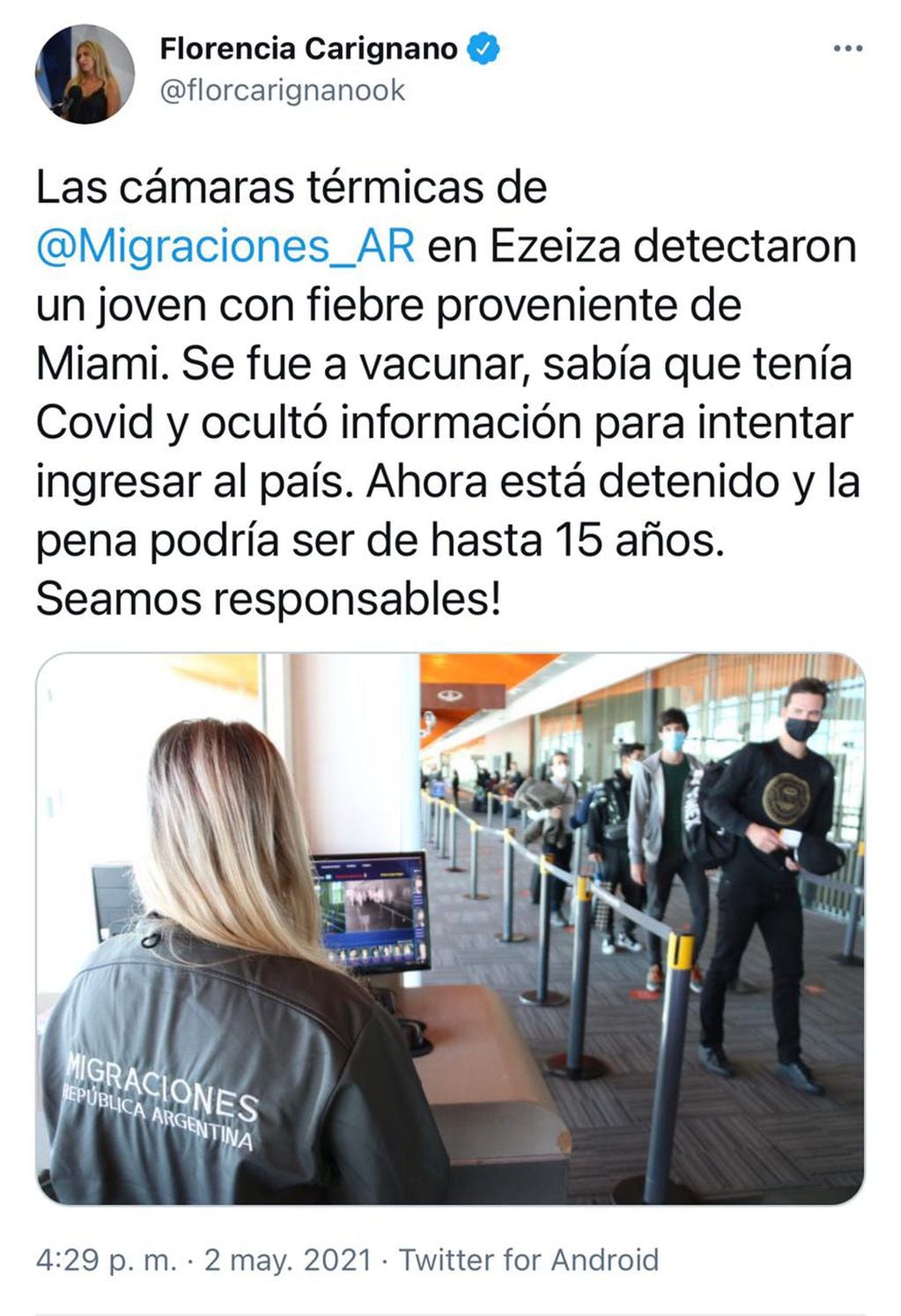 Viajó a Miami a vacunarse, voló con fiebre y quedó detenido por ocultar PCR positivo (Foto: Migraciones)