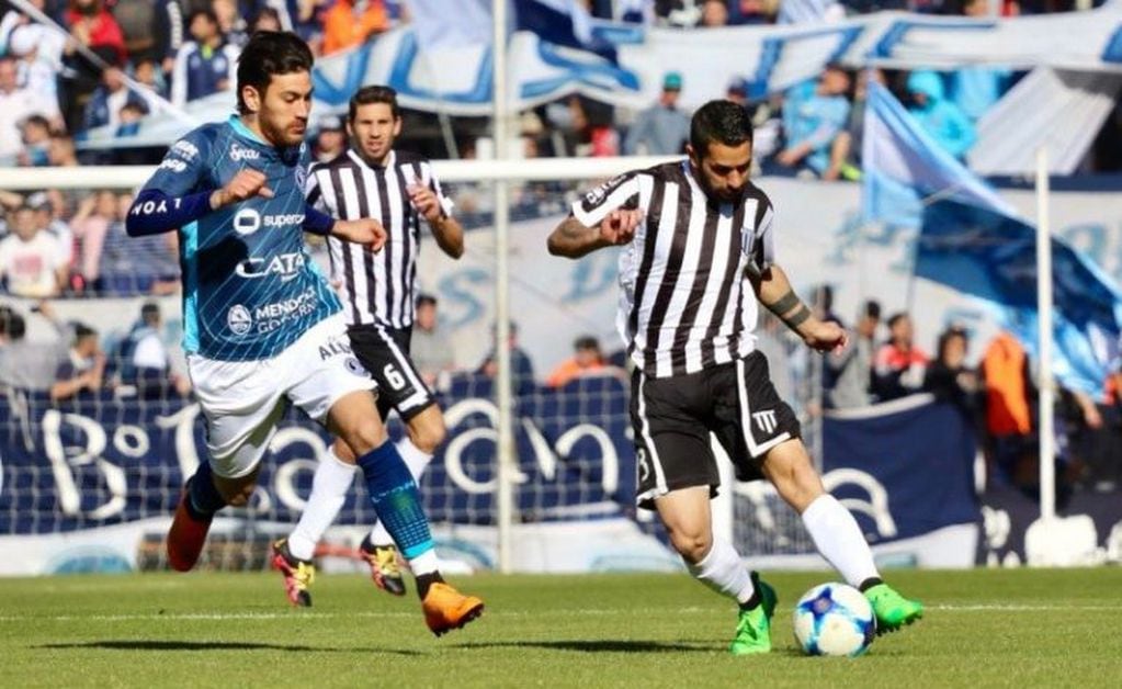 Independiente Rivadavia y Gimnasia de Mendoza en el clásico mendocino por la "Copa Vendimia".