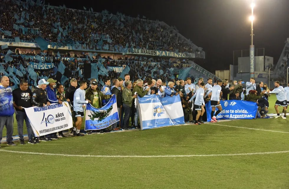 Belgrano homenajeó a los heroes de Malvinas (Facundo Luque / La Voz).