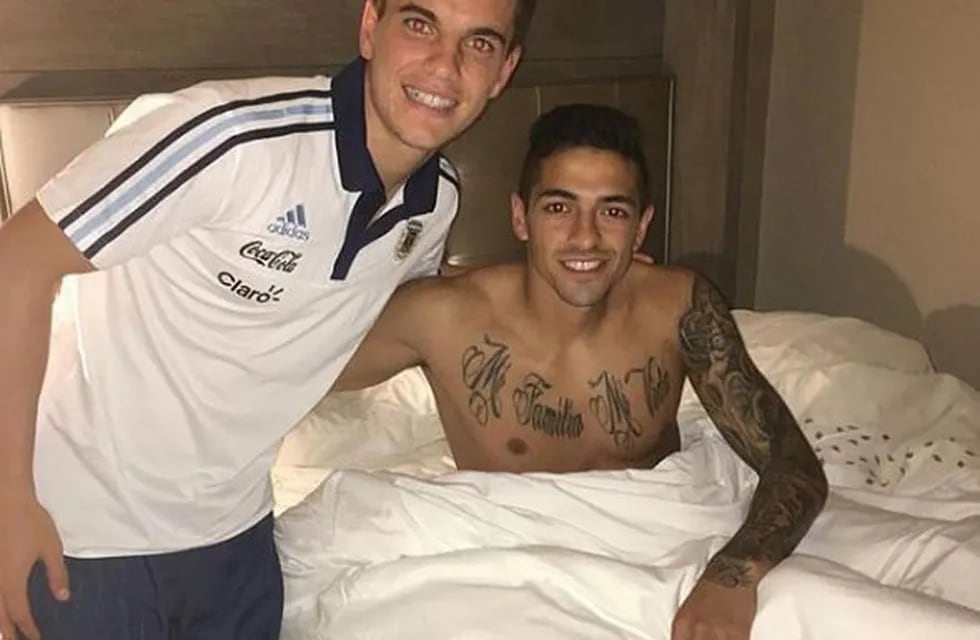 (FILES) In this file photo taken on May 29, 2018 Argentina's Manuel Lanzini is pictured before the start of the international friendly football match against Haiti at Boca Juniors' stadium La Bombonera in Buenos Aires.\nRiver Plate midfielder Enzo Perez will replace the injured Manuel Lanzini in Argentina's 23-man World Cup squad, the country's football association said on June 09, 2018. The 32-year-old Perez was called up by Argentina coach Jorge Sampaoli after Lanzini ruptured the anterior cruciate ligament in his right knee during training on June 08, 2018. / AFP PHOTO / Alejandro PAGNI