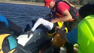 Córdoba. Rescataron a un kitesurfista en el lago San Roque. (Policía de Córdoba)