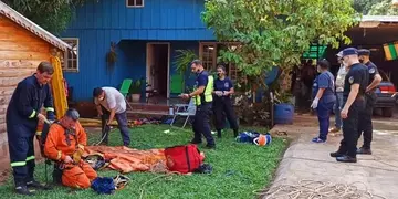 Rescataron a un hombre que se descompensó limpiando un pozo en su vivienda en Iguazú