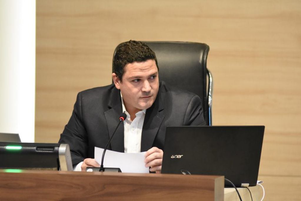Roselló seguirá presidiendo el Concejo Municipal