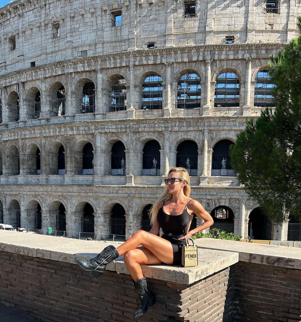 El jugado look para combatir el calor europeo.