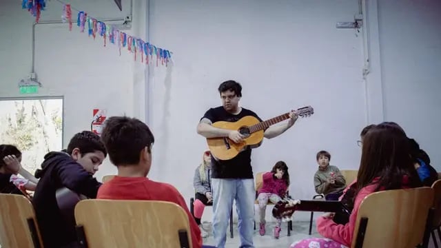 Comenzaron los talleres de guitarra en Ushuaia