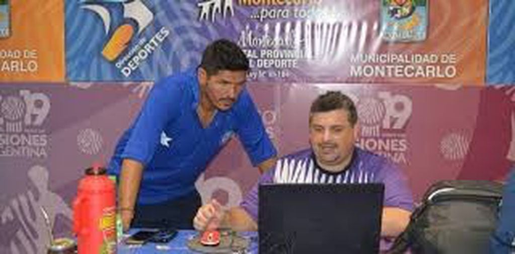 Equipo de scouting de la Selección Argentina de Futsal. Incluye al misionero Néstor Jaquet, campeón en Chile 2014. (Suela Caramelo)