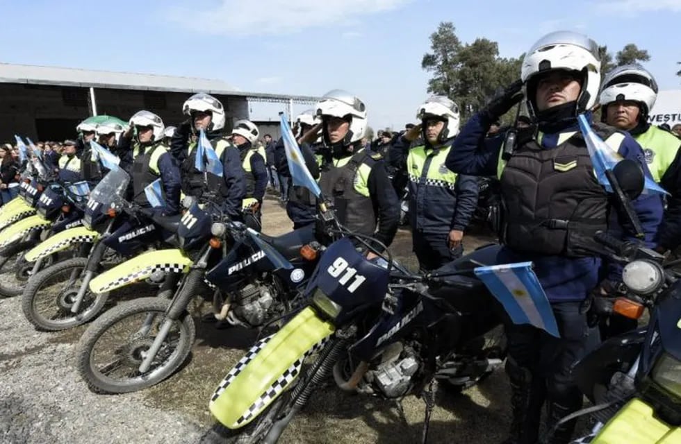 Policía motorizada Tucumán.