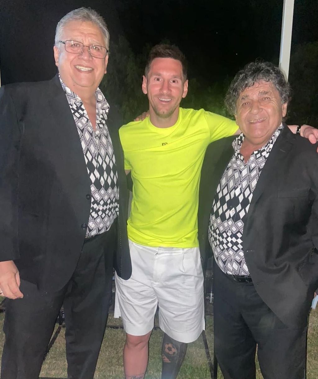 Los Palmeras estuvieron en la celebración de fin de año junto a Lionel Messi y su familia.
