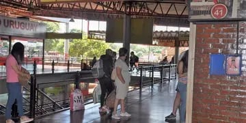 Importante movimiento de personas en la Terminal de ómnibus de Posadas por las fiestas