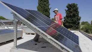 Paneles solares en el edificio del Concejo Deliberante de Alvear