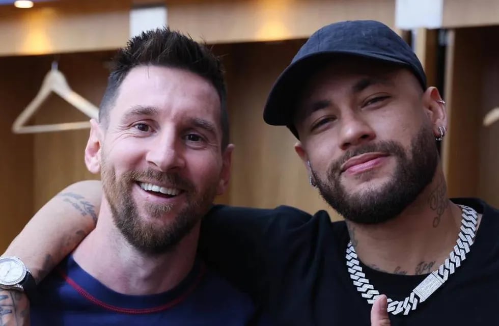 Neymar junto a Lionel Messi, una larga historia de amistad.