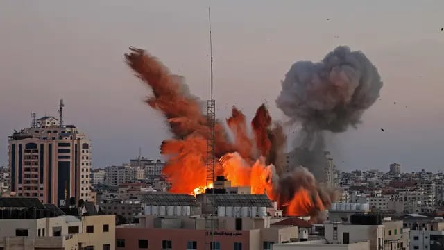 Explosiones en la Franja de Gaza tras un ataque israelí