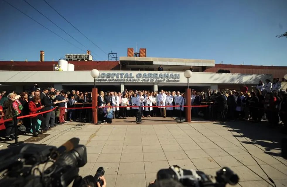 Empleados del hospital Garrahan dieron una conferencia de prensa por el caso del pediatra pedófilo. (Federico López Claro)