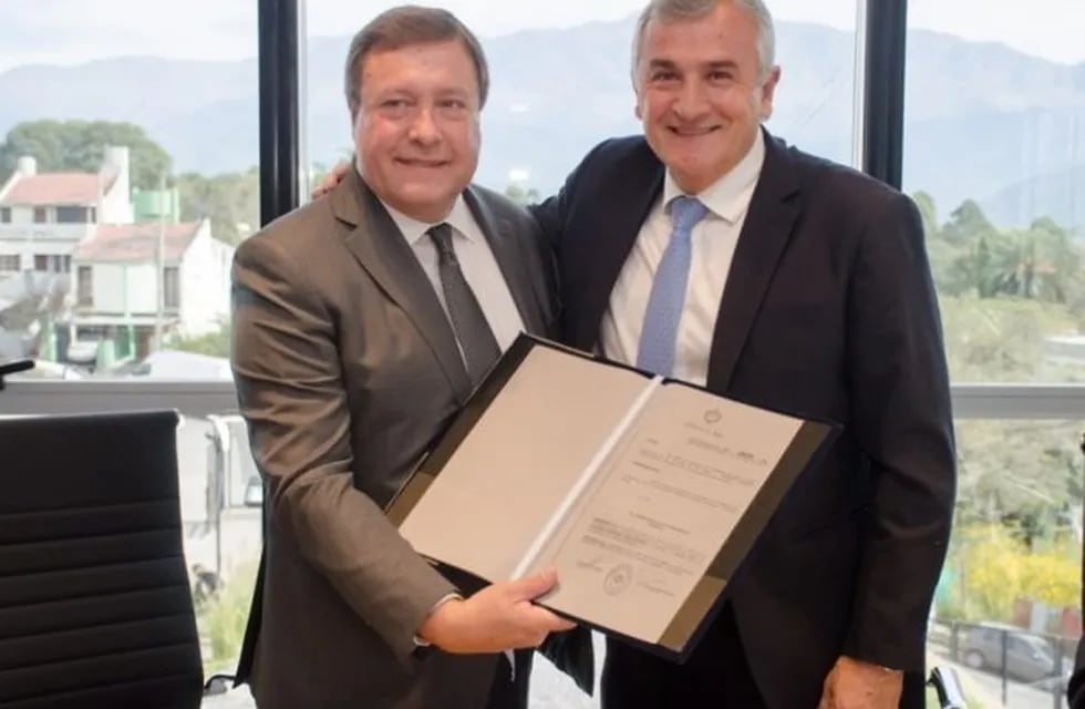 Weretilneck y Morales firmaron un tratado para la instalación de una planta termosolar en Jujuy.