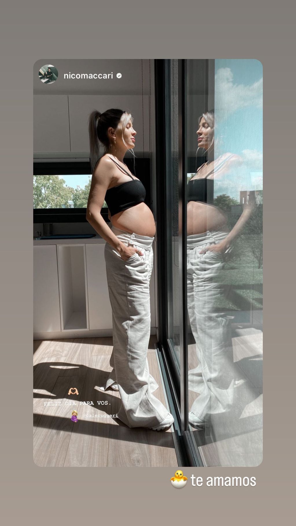 Cande Ruggeri deslumbró con su look en su sexto mes de embarazo