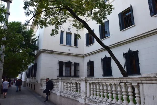 Colegio Garzón Agulla