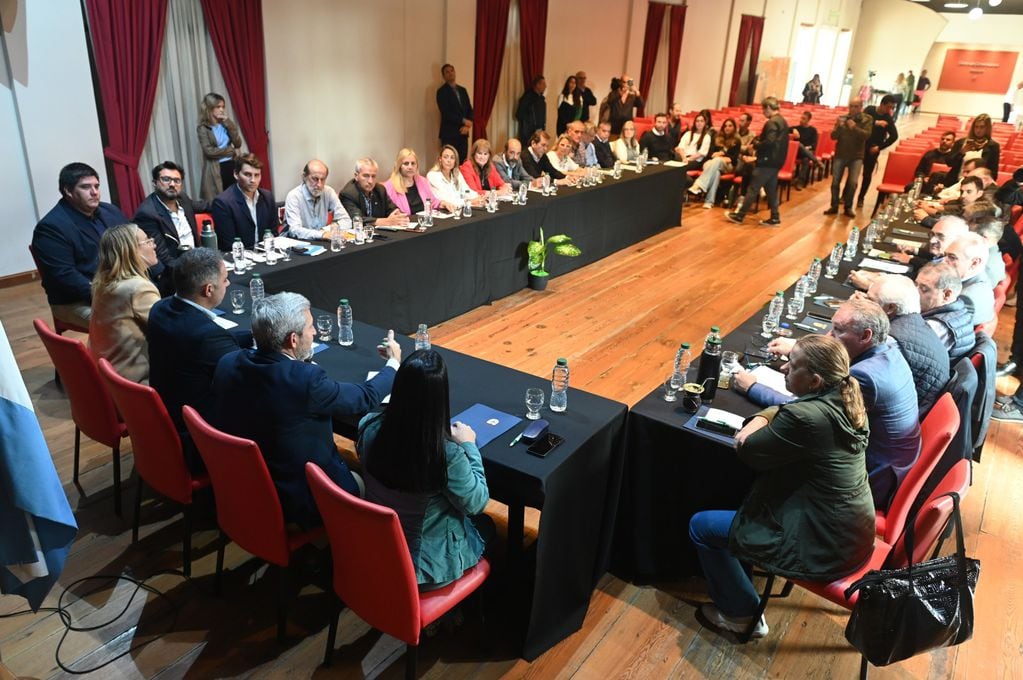 Rogelio Frigerio - Reunión de gabinete ampliada en Gualeguaychú