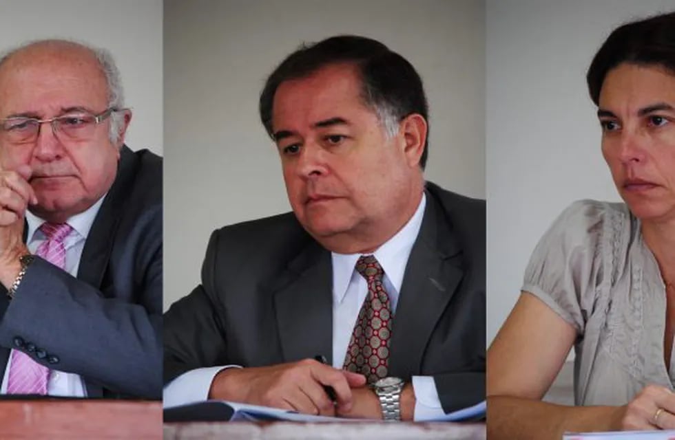 Los jueces Antonio Llermanos, Luis Kamada -presidente de trámite-, y Cecilia Sadir integran el Tribunal en lo Criminal Nº 2.