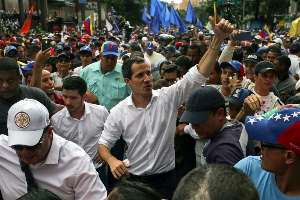 Juan Guaidó en las manifestaciones en Caracas (Foto: CRISTIAN HERNANDEZ/AFP)