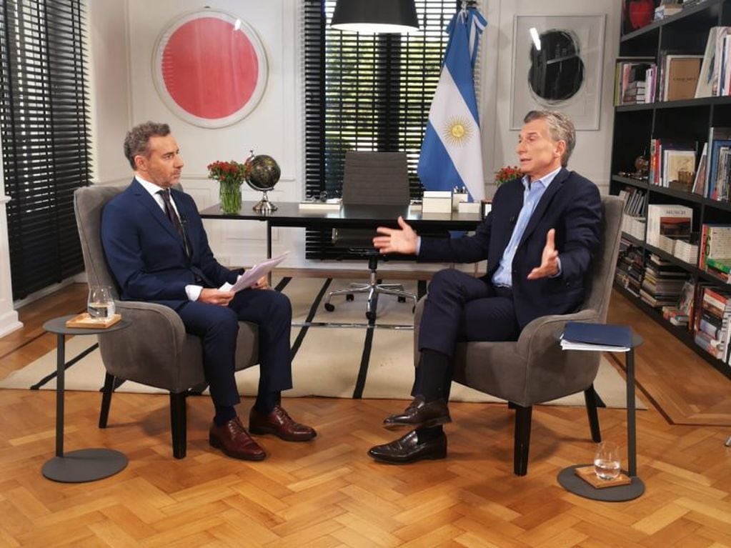 Luis Majul entrevistando al presidente Mauricio Macri
