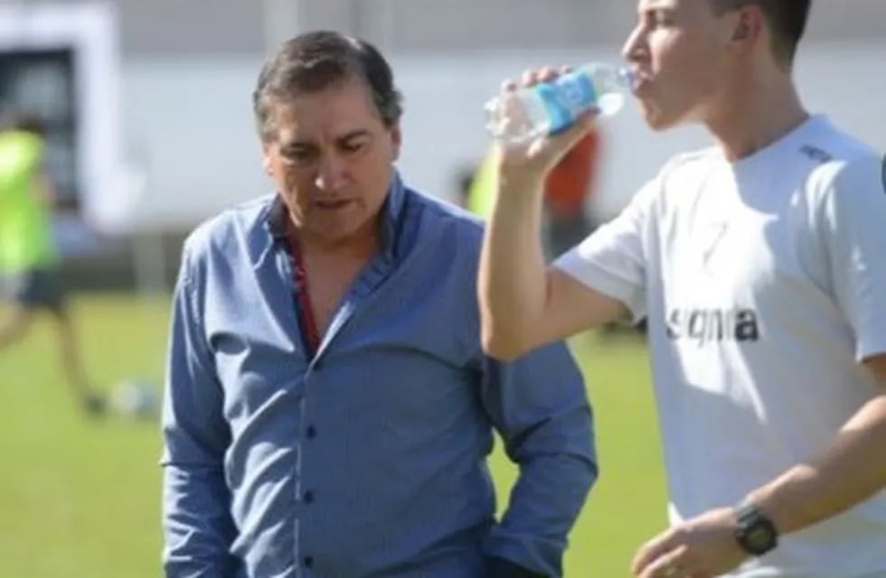 José Santos Romero, más conocido como Pepe Romero, fue confirmado como entrenador de Independiente Rivadavia, y ya trabaja con el plantel.