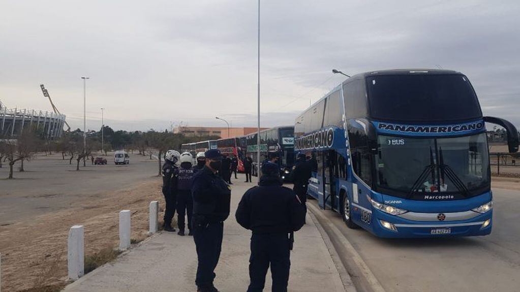 Caravana del sector turístico de Córdoba.