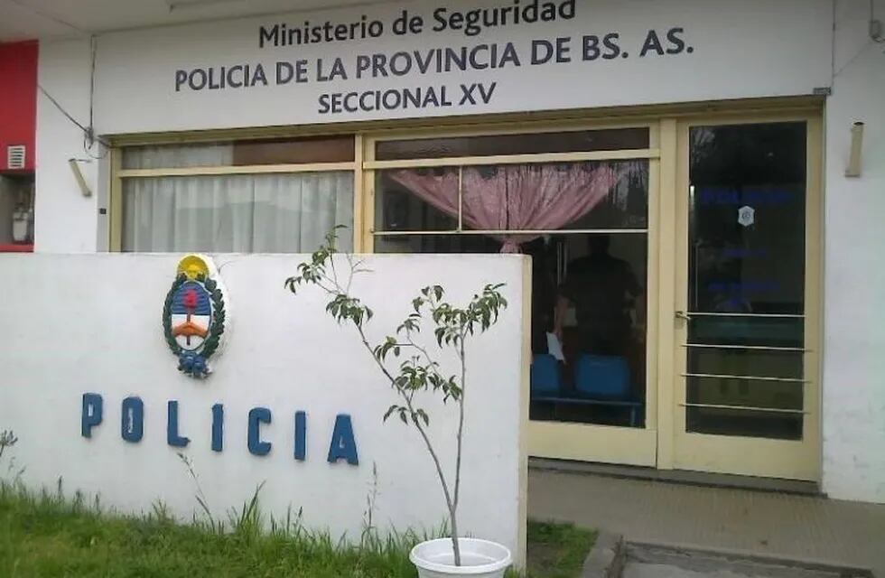 Comisaría N°15 de Lisandro Olmos.