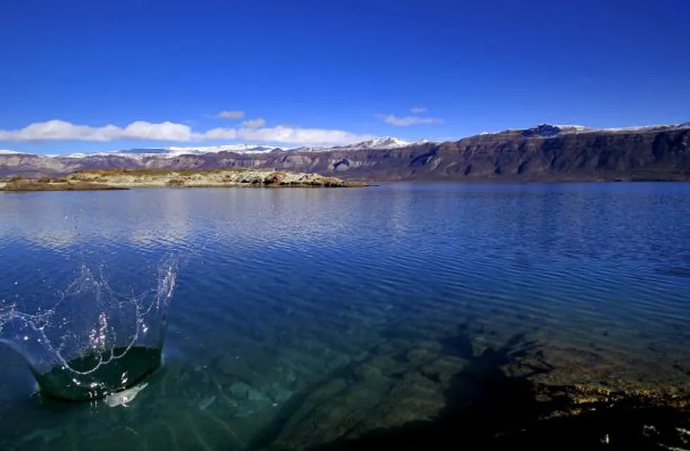 Lago Posadas imagenes