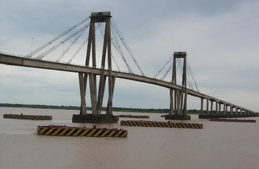 El cruce del puente trajo controversia entre Correntinos y chaqueños.