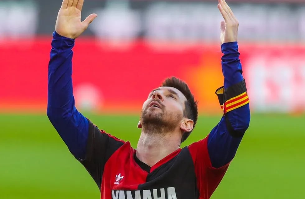Luego de convertir un gol, el capitán de la Selección Argentina emocionó a todos con su gesto. (Foto: @barcelona)