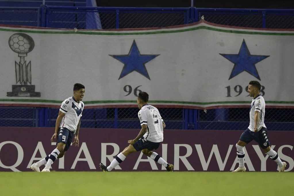 Vélez vs Unión La Calera