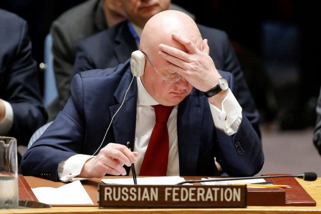 El embajador ruso ante la ONU, Vasili Nebenzia, condenó el bombardeo occidental contra Siria. (Foto: EFE)