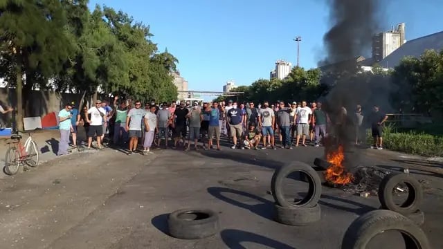 Protesta frente a Vicentin en San Lorenzo