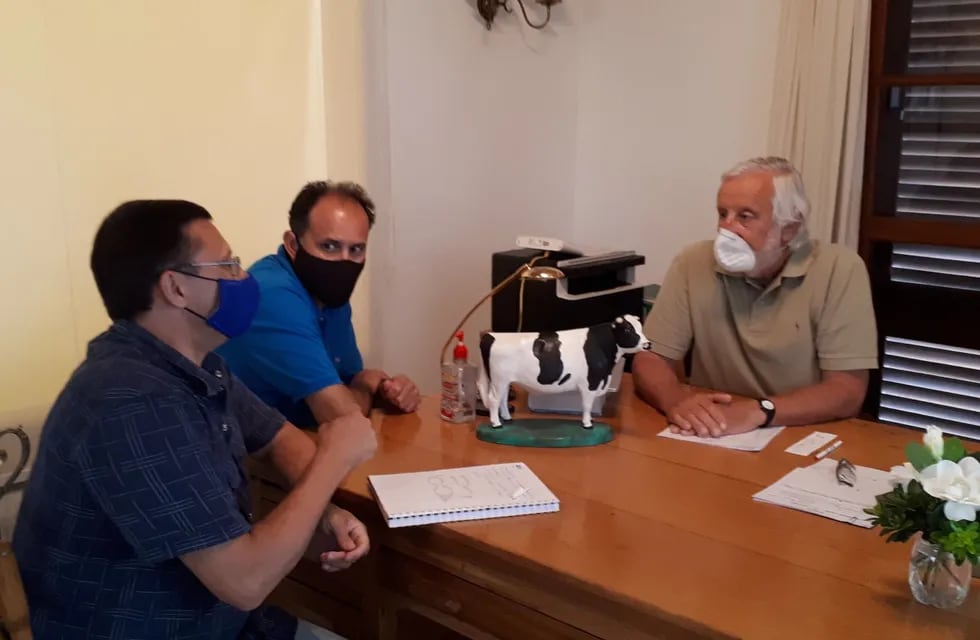 Lisandro Mársico se reunió con dos productores agropecuarios por la ordenanza sobre agroquímicos