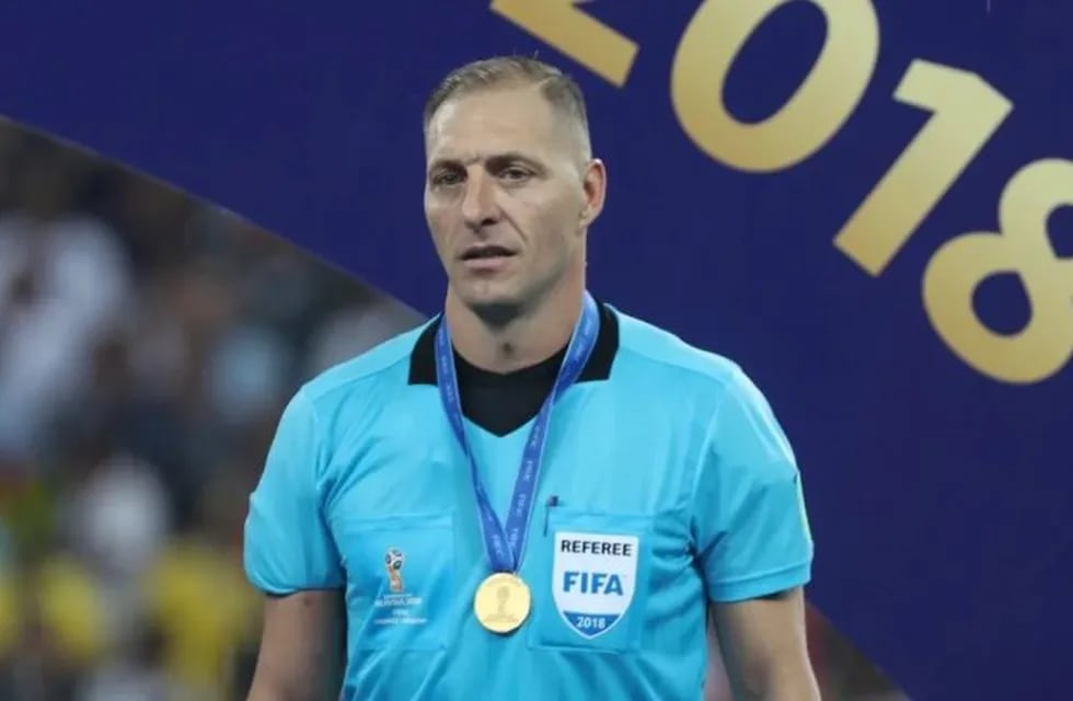 Néstor Pitana en el Mundial de Rusia 2018. (Clarín)