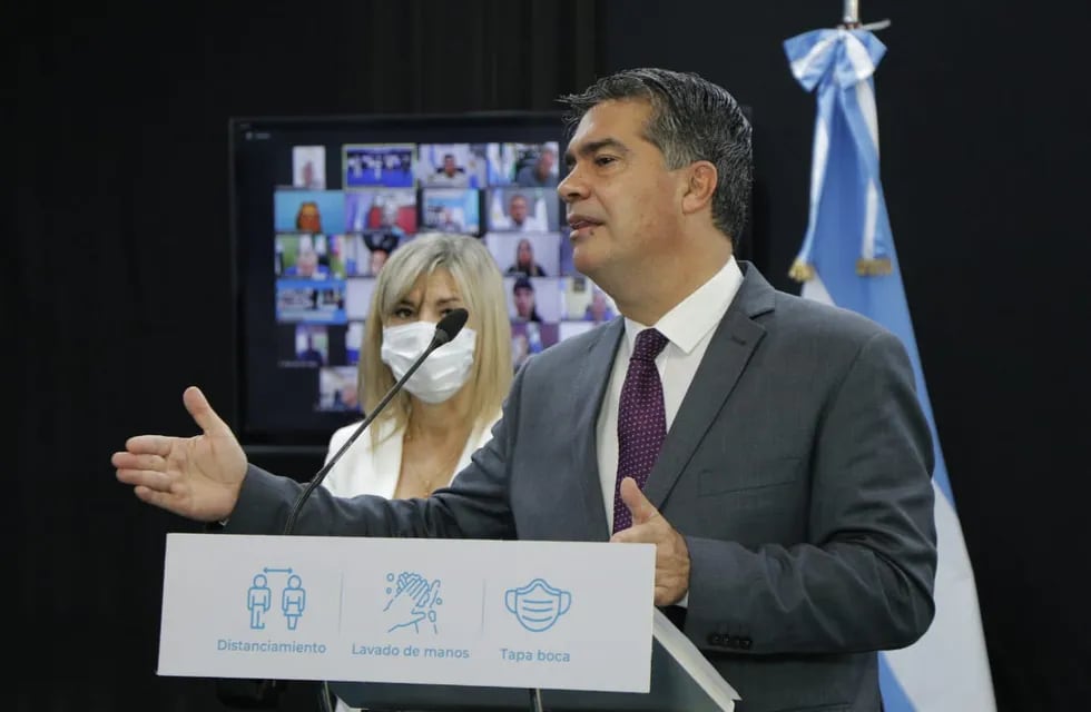 Capitanich durante el anuncio de las nuevas medidas adoptadas en el Chaco para contener los contagios.