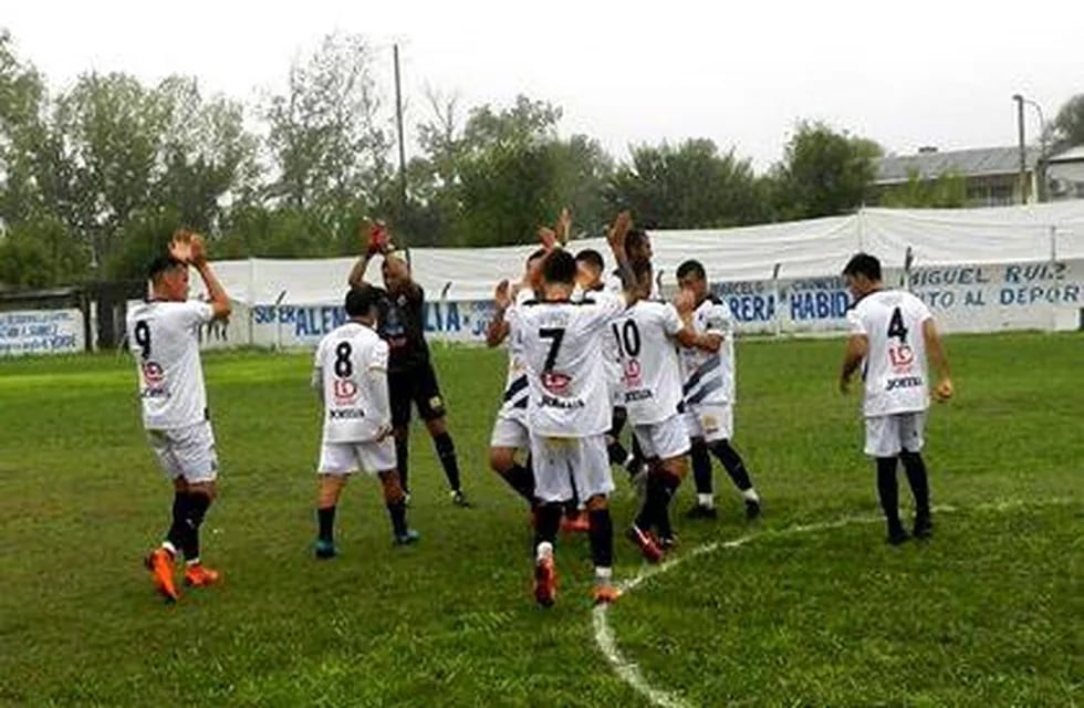 Equipo de Concepción Fútbol Club (Facebook)