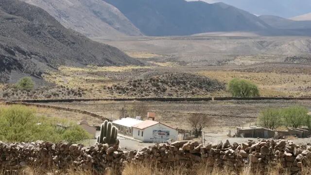 La Escuela del Paraje Potrero de Chañi no pudo empezar las clases presenciales por falta de personal