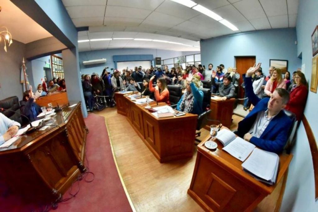 El Concejo Deliberante de Rawson aprobó por unanimidad el juicio político contra Ércoli y Souza.