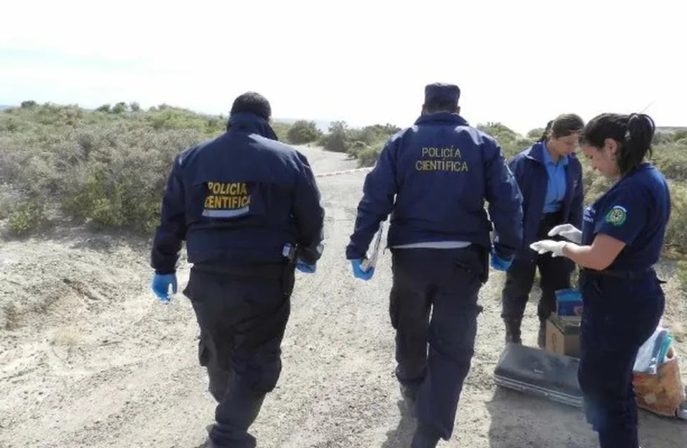 Son siete las puñaladas que tiene el cuerpo hallado en Puerto Madryn