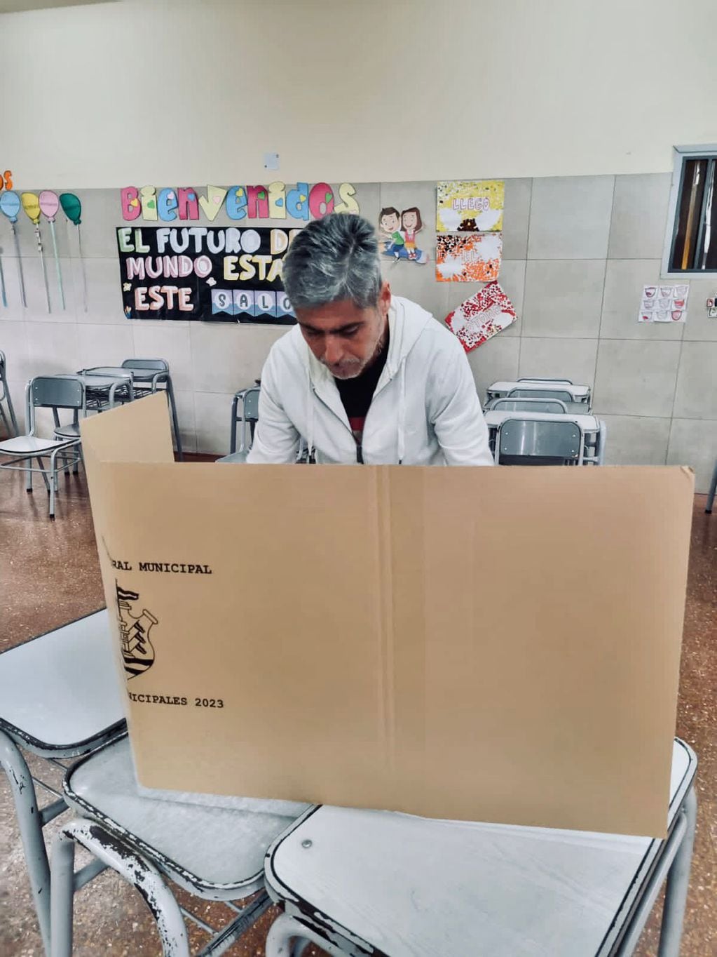 Quinteros. Votó en el colegio Gabriel Taborín (Gentileza).