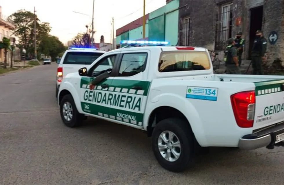 Operativo narcomenudeo en Gualeguaychú.\nCrédito: Gendarmería N