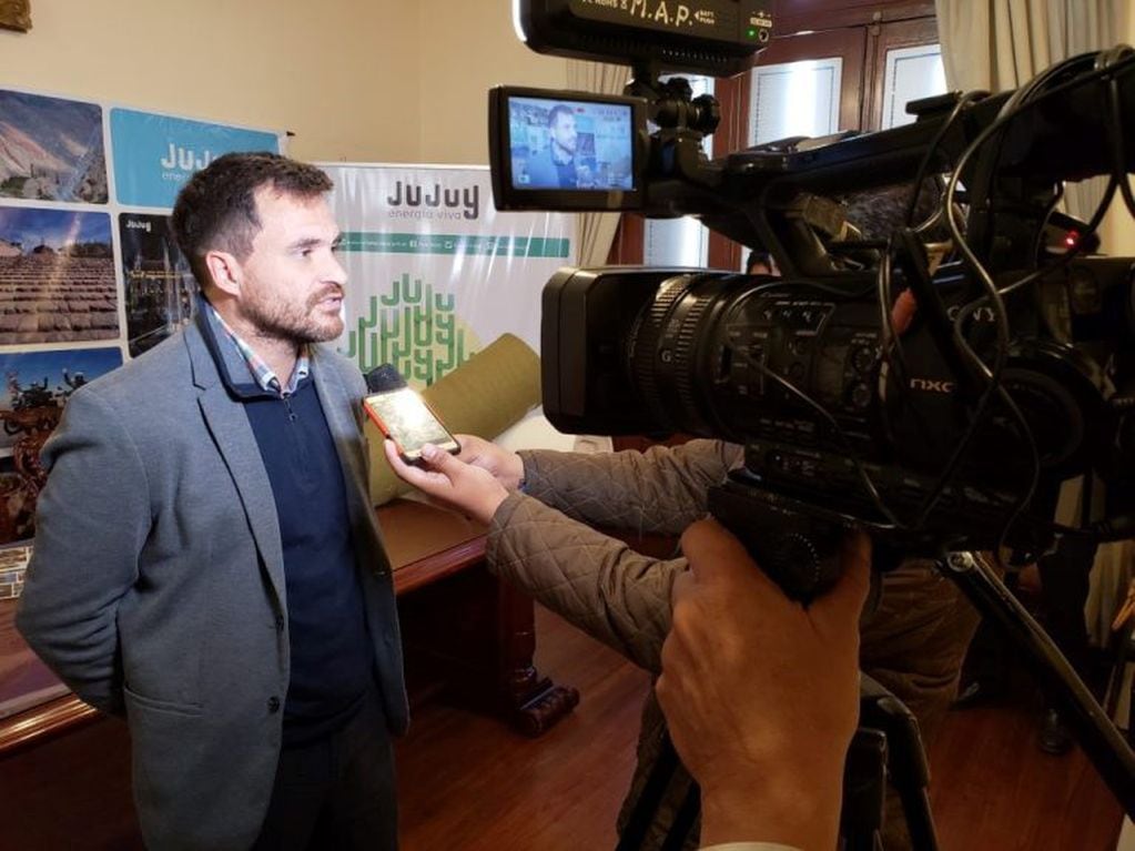 El ministro de Cultura y Turismo, Federico Posadas, explicó criterios que se aplica para la próxima temporada invernal en Jujuy.