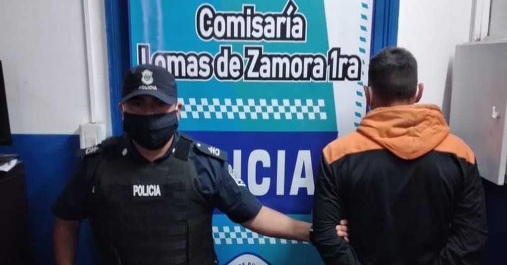 Dos detenidos por entraderas (Foto: @ragotelam). 