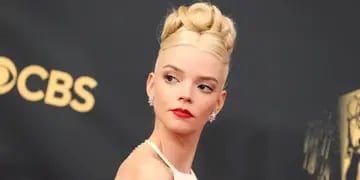 Como una estrella, Anya Taylor Joy deslumbró con un espectacular look a puro brillo