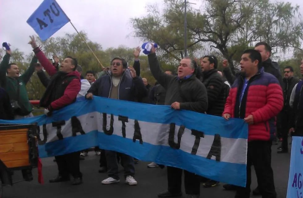 La UTA Jujuy anunció paro