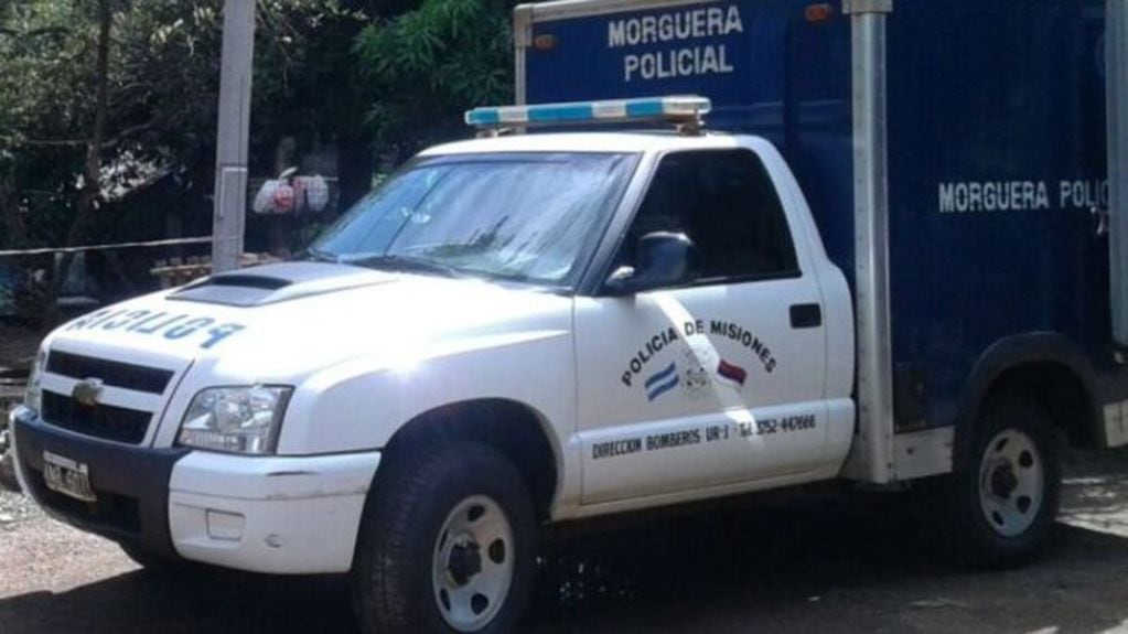 Choque de motocicletas en Posadas deja un fallecido y dos heridos, incluyendo una menor.